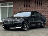 BMW 740 d xDrive*LASER*GLASDACH*MASSAGE*21 ZOLL*360° - gebrauchte BMW 740 aus dem Jahr 2020