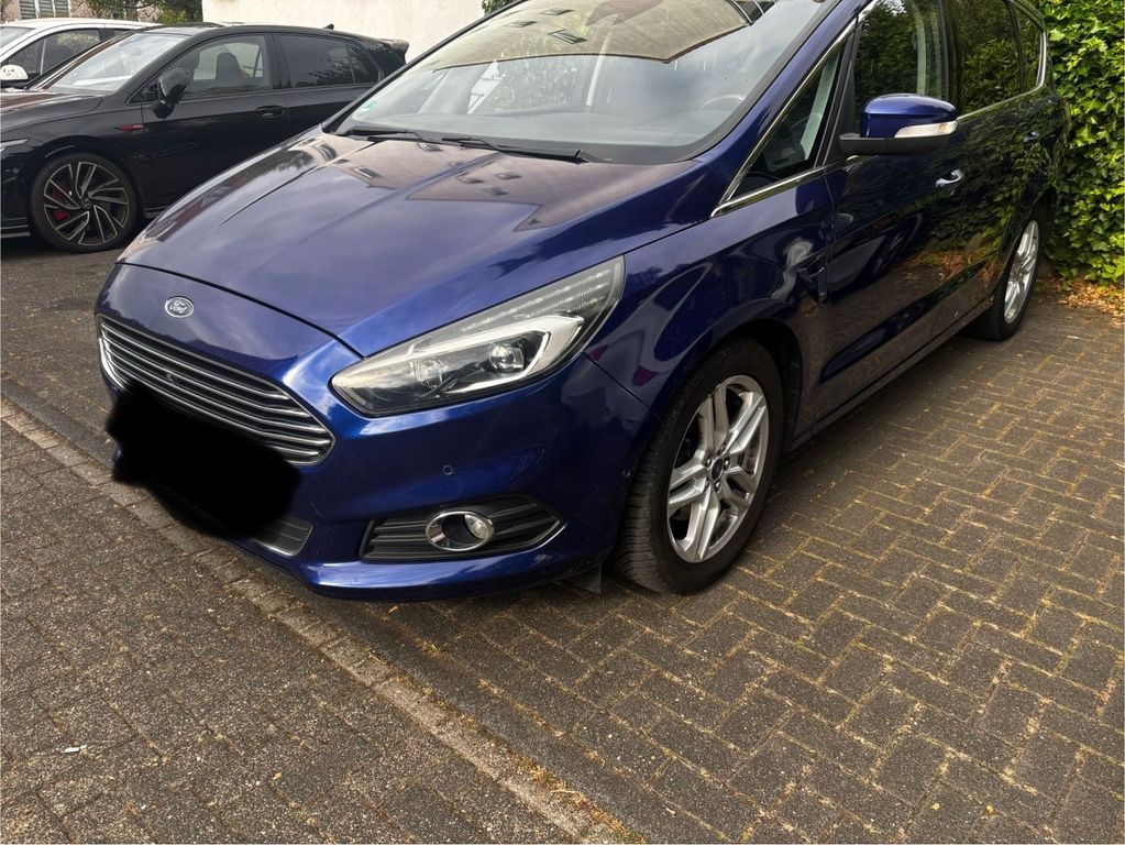 Image of Ford S-Max