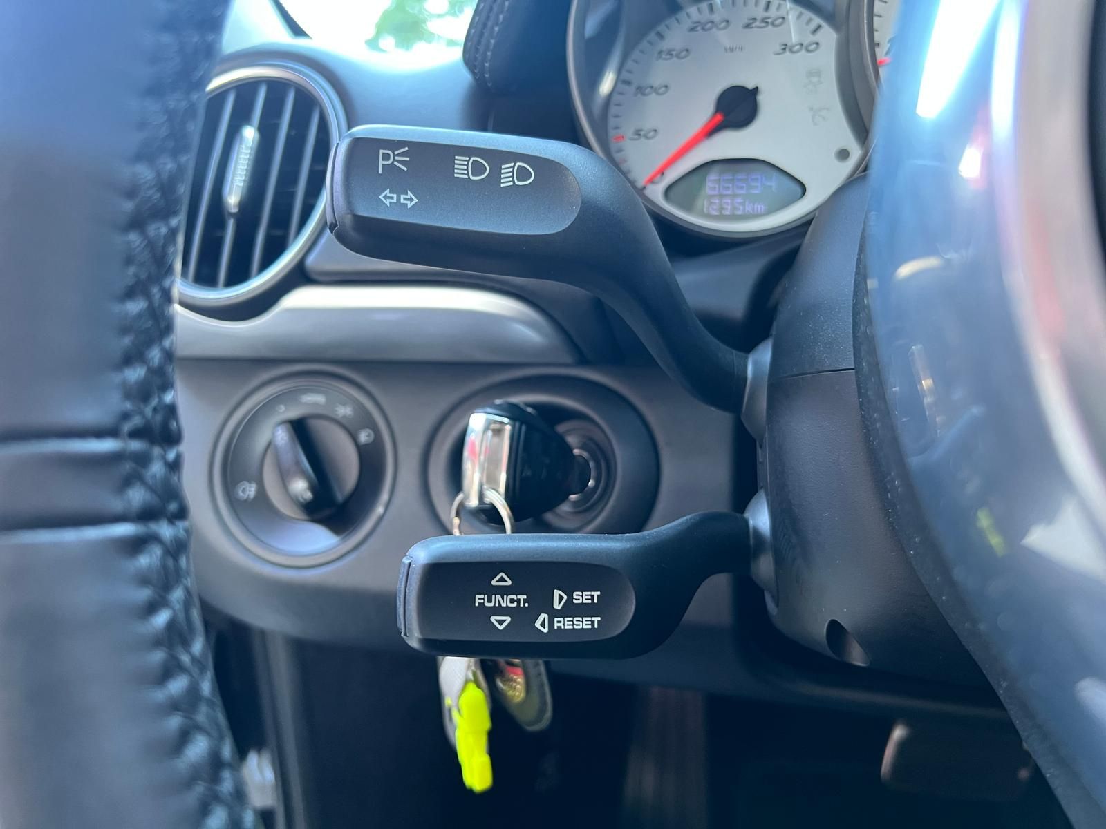 PORSCHE Boxster S 3.4 BLACK XENON#SHZ#PDC#19 ZOLL#NAVI - Image 18