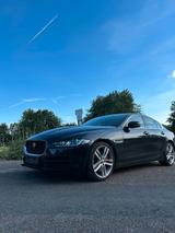 Jaguar XE 20t Prestige - Jaguar XE: Prestige