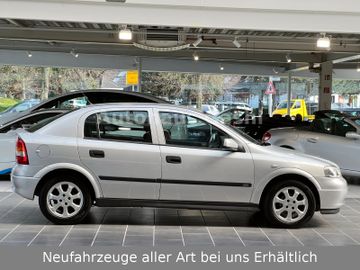 Fahrzeugabbildung Opel Astra 1.6*Klima*E-Fenster*Navi*Bluetooth*8-Fach