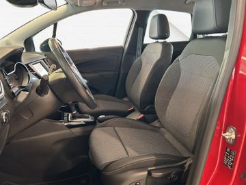 Fotografie des Opel Crossland (X) 1.2 AT Kamera Allwetter beh. Front
