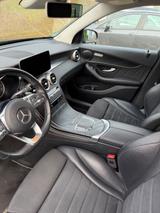 Mercedes-Benz GLC 300 4MATIC AMG Line / Diamant / Top Zustand - Mercedes-Benz GLC-Klasse Gebrauchtwagen in Frankfurt