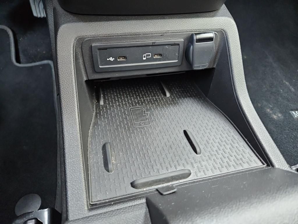 Fahrzeugabbildung Mercedes-Benz T 180 PROGRESSIVE Navi LED PTS RFK SHZ Tisch GRA