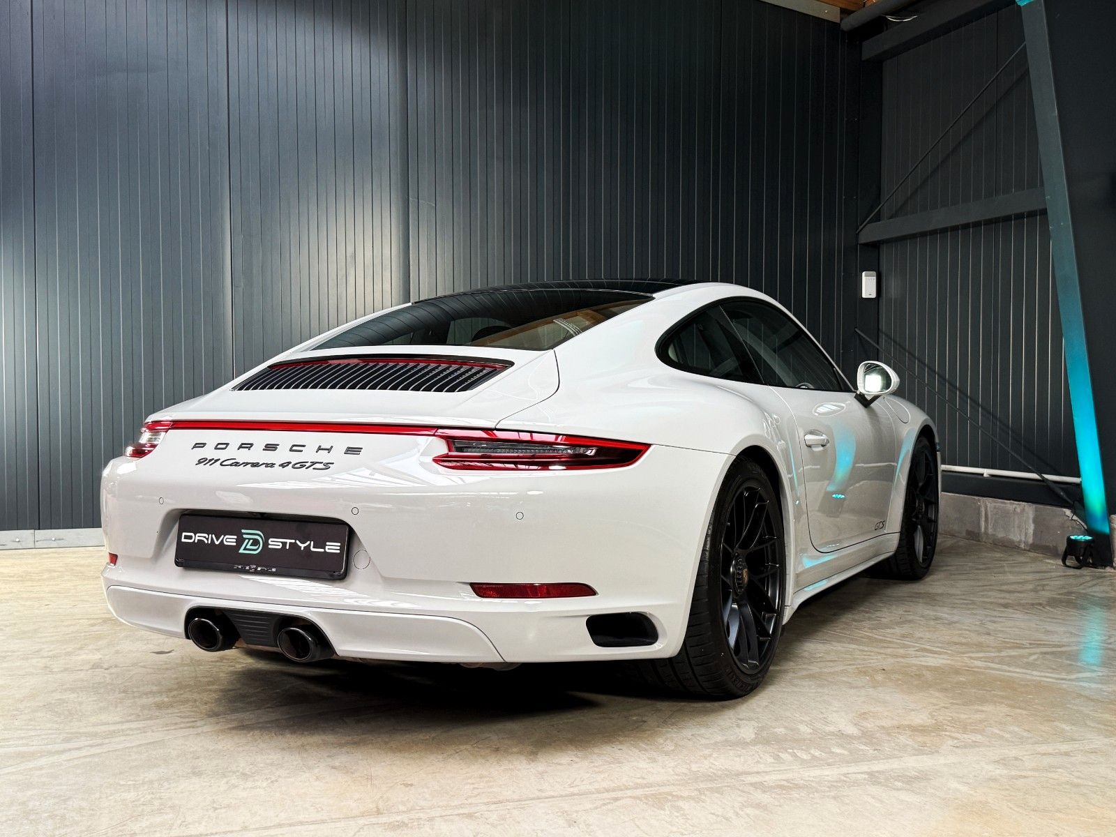 Fahrzeugabbildung Porsche 991 4 GTS + Lift + Vierradlenk + Appr. + Scheckh