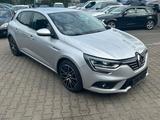 Renault Megane IV Lim. 5-trg. BOSE-Edition - Renault Megane mit Diesel-Antrieb: Limousine, Automatik