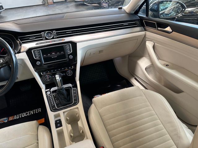 MYAUTOCENTER – Gebraucht- und Jahreswagen mit Werkstattservice in Pfaffenhofen Volkswagen Passat Highline *4Motion*Massage*AHK*LED*Keyless