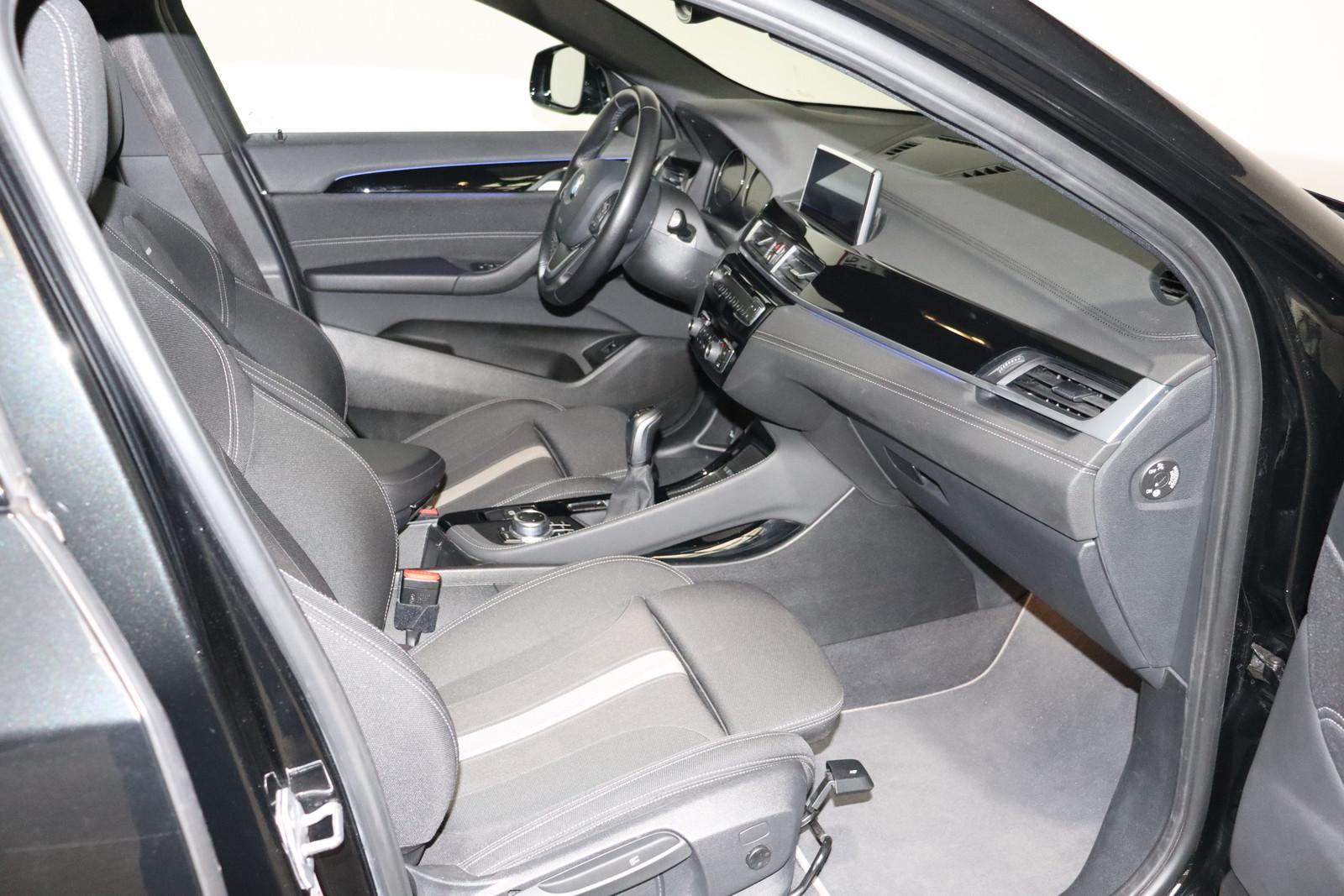BMW X2 sDrive 18 i Advantage Plus LED*NAVI*GRA*AHK, миниатюра 13