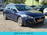 Hyundai i30 cw Passion*SERVICE NEU*KAMERA*KLIMA*SHZ* - Hyundai i30: Cw