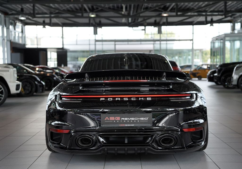 Porsche 992