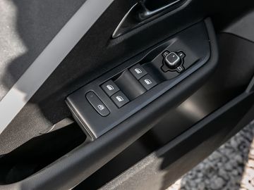 Opel Astra L Sports Tourer 1.2 Enjoy Ergonomiesitz