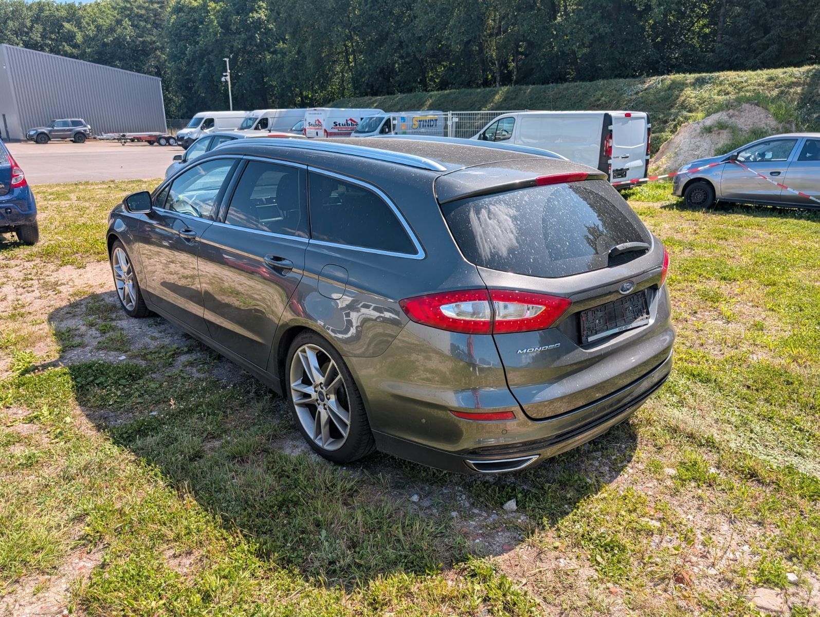 Fahrzeugabbildung Ford Mondeo Turnier 2.0 Titanium