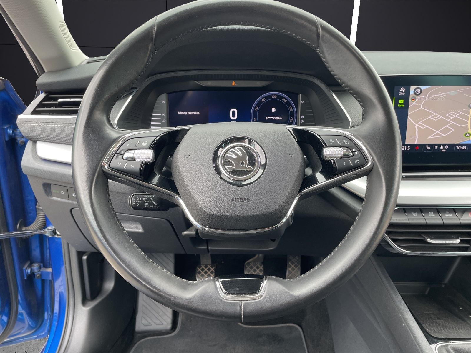 Fahrzeugabbildung SKODA Octavia Combi TSI Style Matrix Navi Pano HUD Led