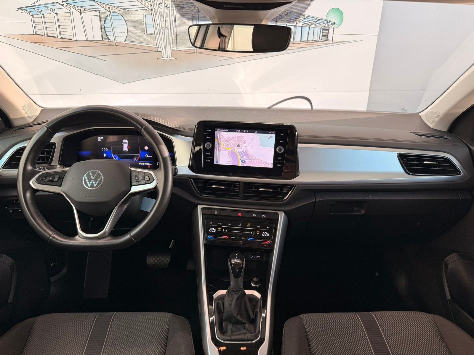Fahrzeugabbildung Volkswagen T-Roc Life 1,5 TSI DSG +Discover Media +App-Con.