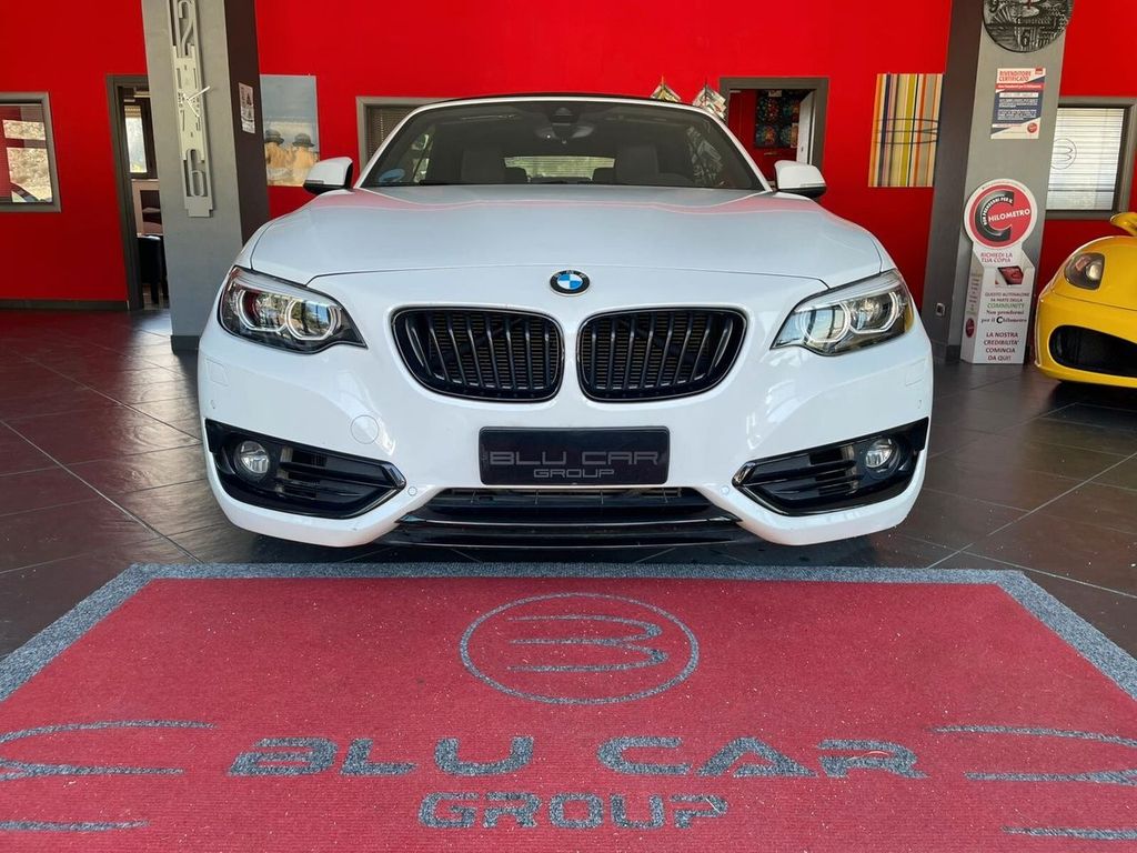 Image of BMW 218