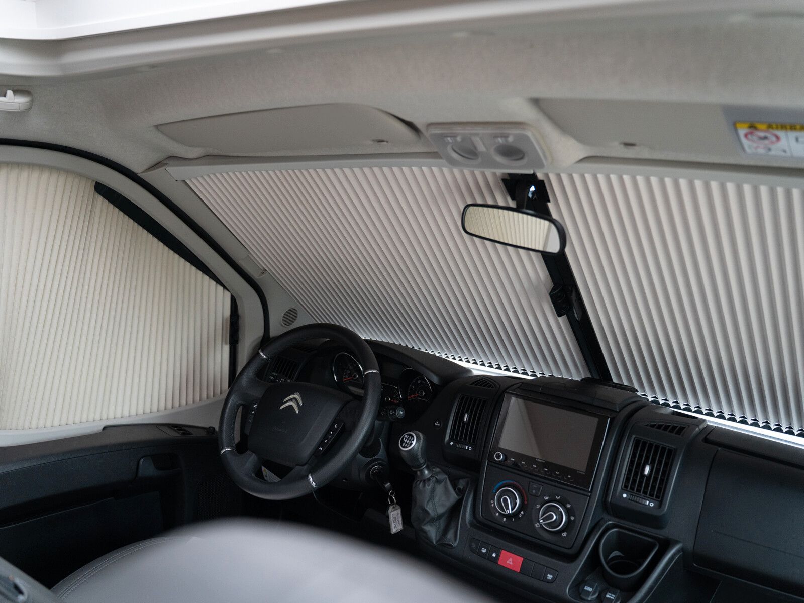 Fahrzeugabbildung Sunlight Adventure T 67S Navi/Kamera, Sat/TV, Markise uvm