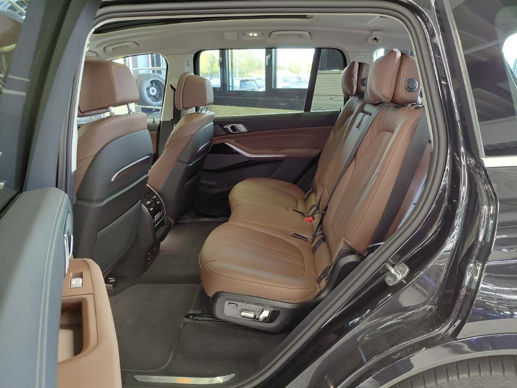 Fahrzeugabbildung BMW X7 xDr40d °UVP 126.630€°AHK°EXEC.DRIVE°STANDHEIZ