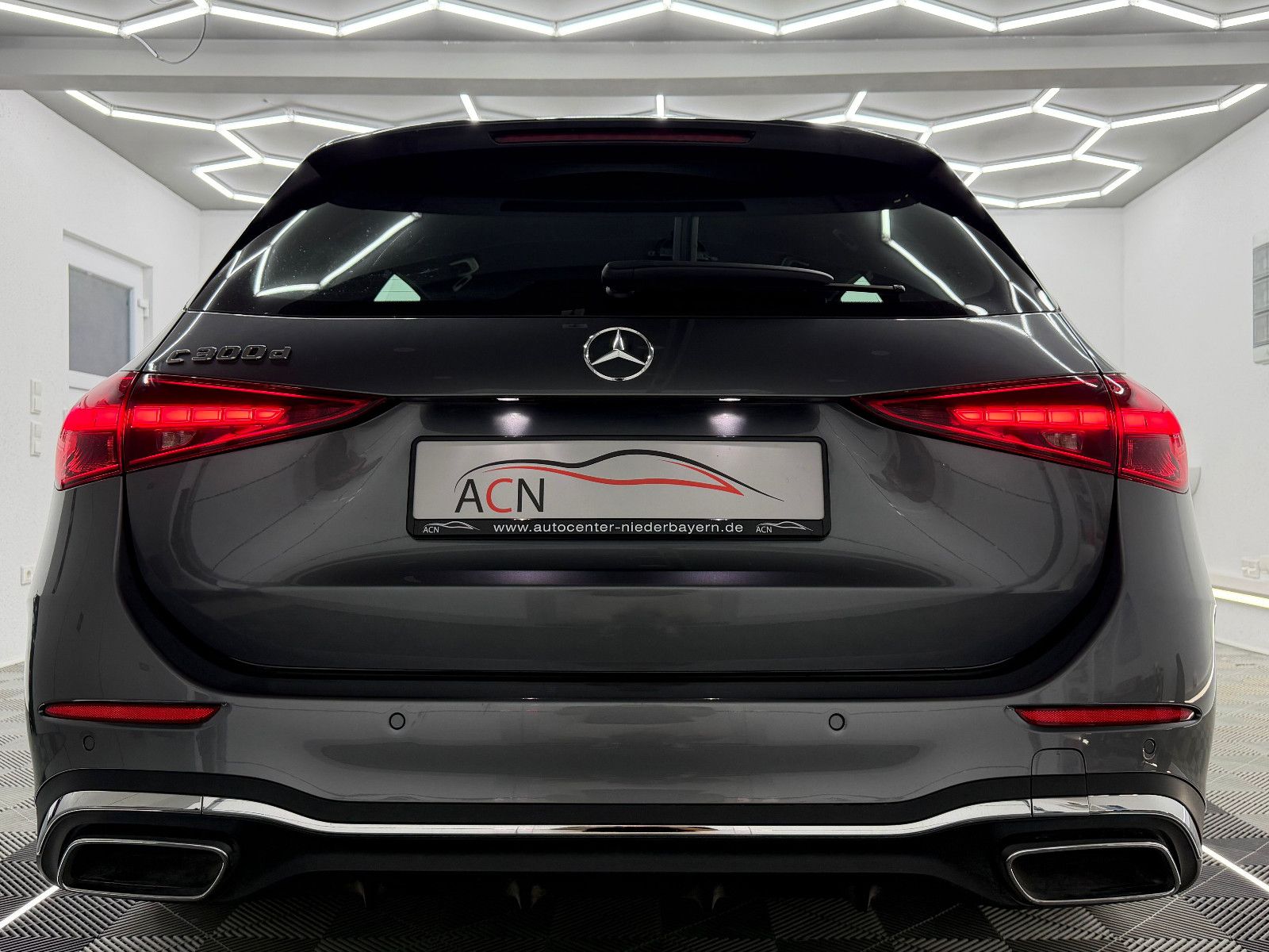 Fahrzeugabbildung Mercedes-Benz C 300 T d AMG-LINE/AMBI+/DAB/LED/DISTRONIC+