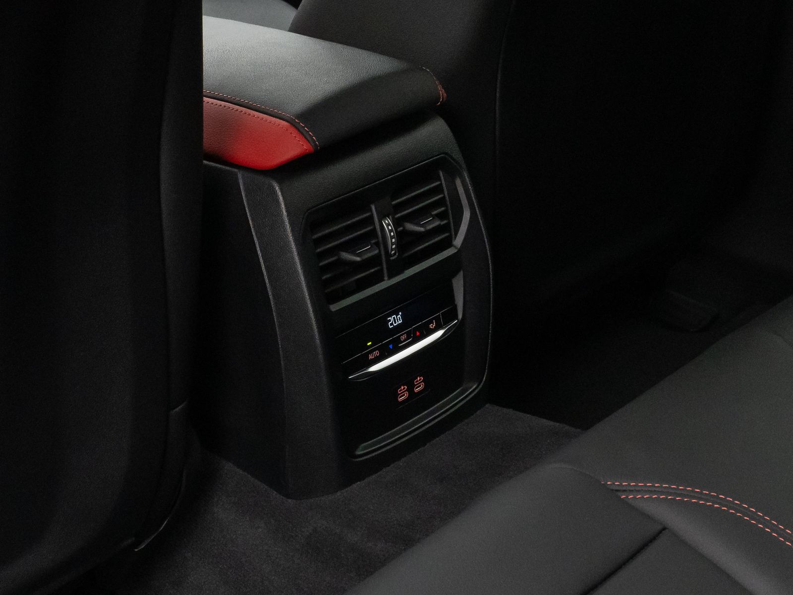 Fahrzeugabbildung BMW i4 M50 Gran Coupè 360°HUD H/K AHK ACC Komfort