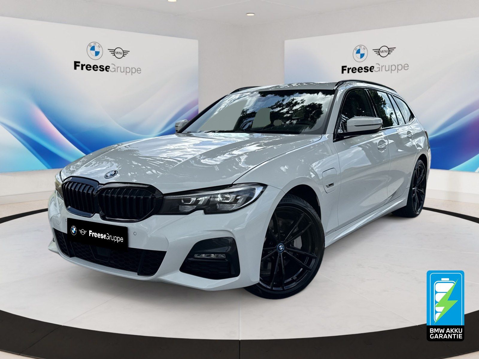 BMW 330e xDrive Touring HEAD-UP HIFI LORDOSE XDRIVE