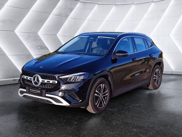 Mercedes-Benz GLA 180 d Advanced auto