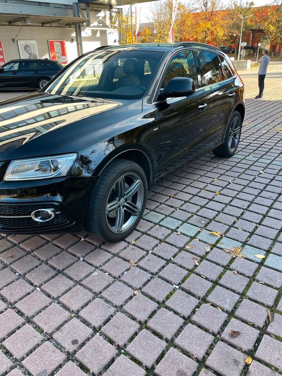 AUDI Audi Q5 S-line