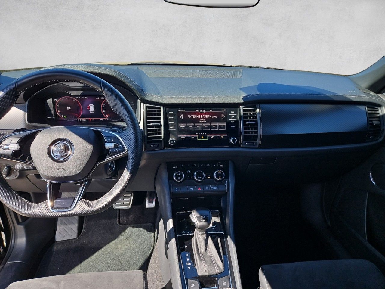 Fahrzeugabbildung SKODA Kodiaq Sportline DSG,4x4,AHK,Navi,Matrix,Canton