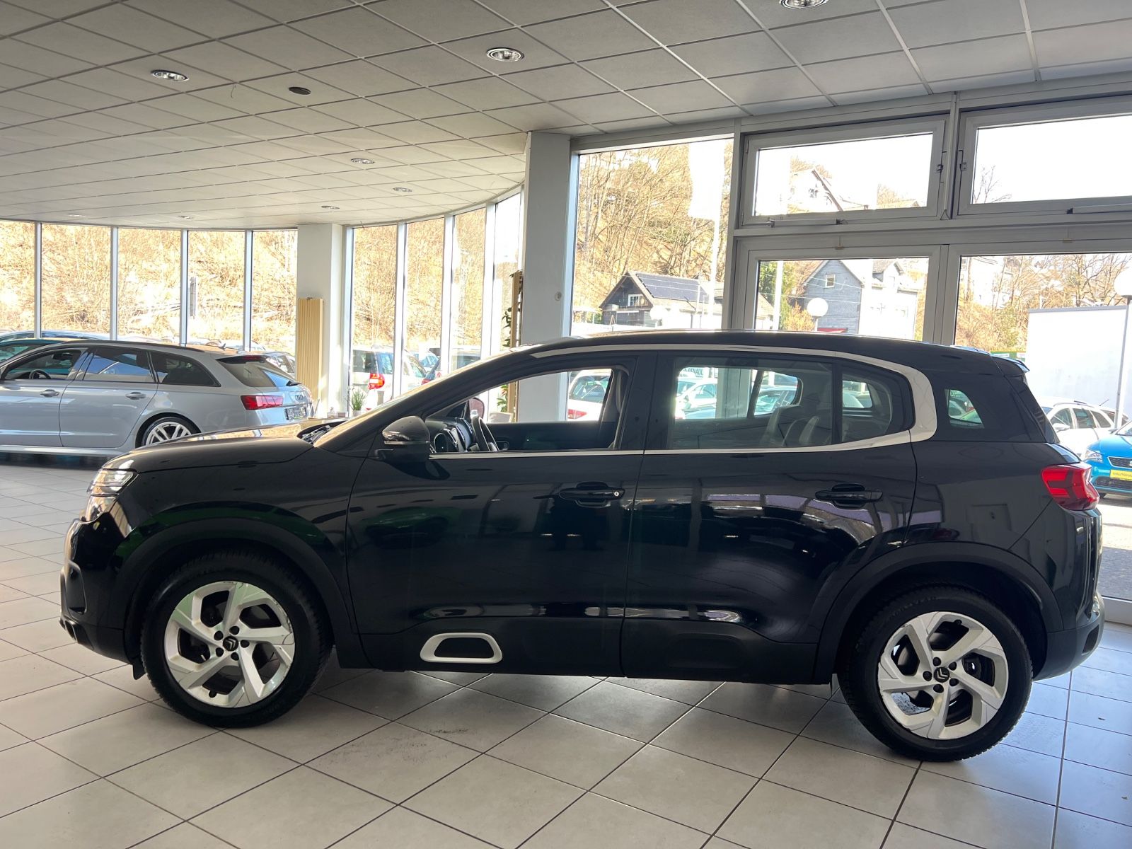 Fahrzeugabbildung Citroën C5 Aircross Live * AUTOMATIK * LED *