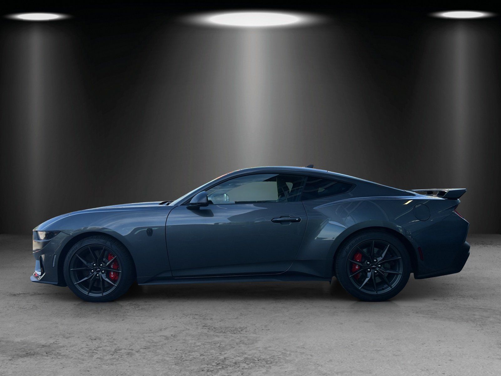 Fahrzeugabbildung Ford Mustang Dark Horse Fastback 453PS 10Gang Autom.
