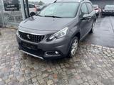 Peugeot 2008 Allure Sky 1.2 E-THP PureTech 110 - Peugeot 2008: Van