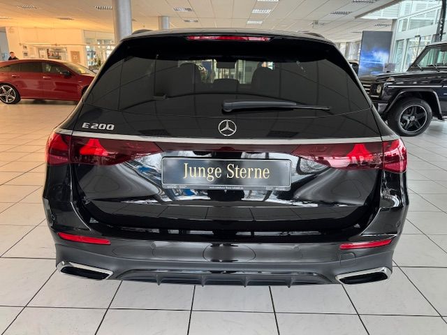 E 200 T AMG Line Advanced Night AHK Winterpaket