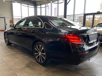 Mercedes-Benz E 350d *LED*KAMERA*NAVI*PDC*BURMESTER*CARPLAY*