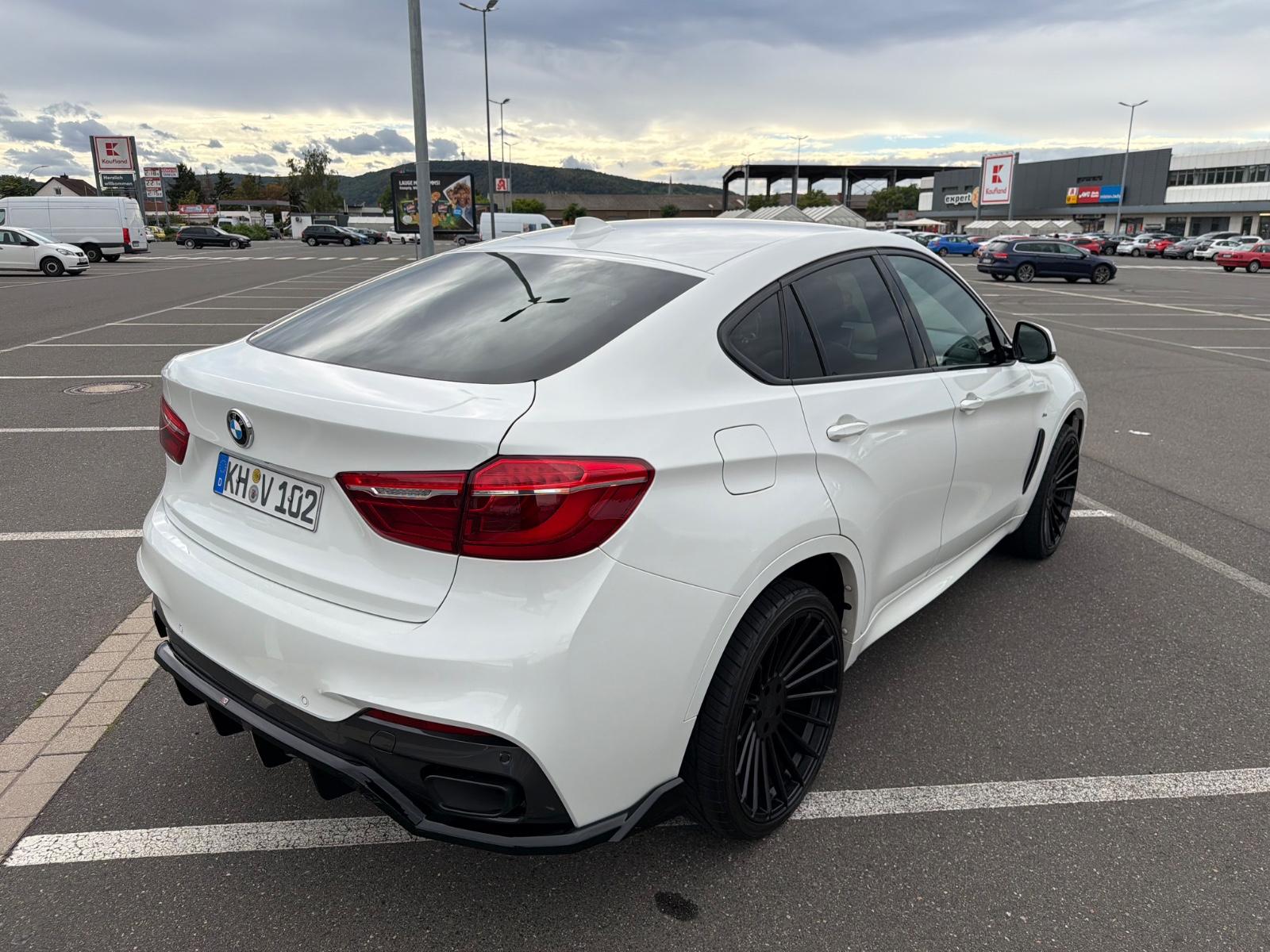 BMW X6 2015 — interior