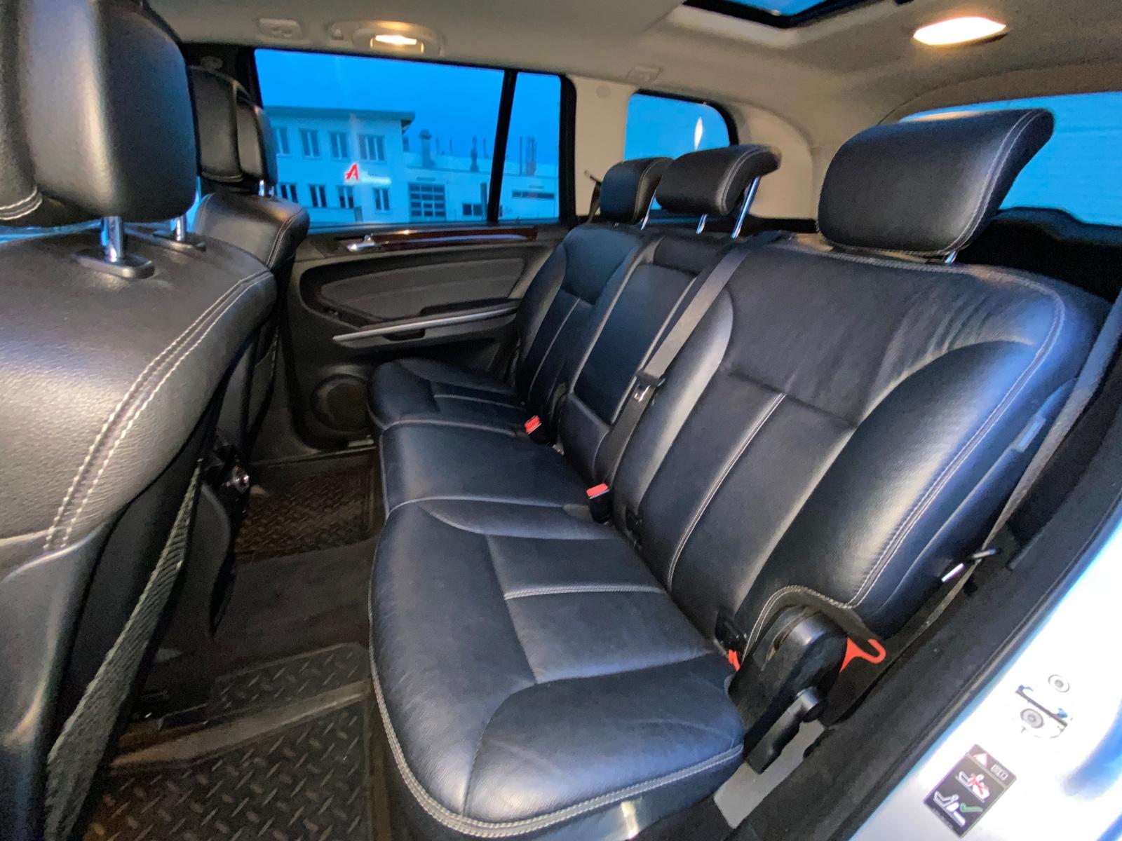 Mercedes-Benz GL320 2008 — photo 13