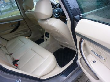 BMW 320 - 9