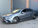 Mercedes-Benz A 35 AMG Lim 4M/BURMESTER/CAM/WideS/LED/SHZ/TotW - graue Mercedes-Benz A 35 AMG