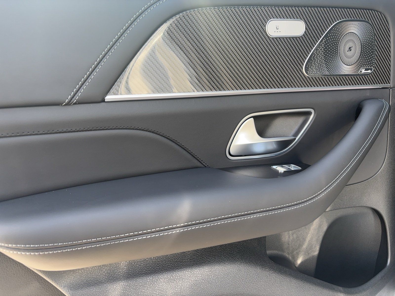 Fahrzeugabbildung Mercedes-Benz GLE450d Cpé AMG Carbon E-ACTIVE Night DISTRO Mem