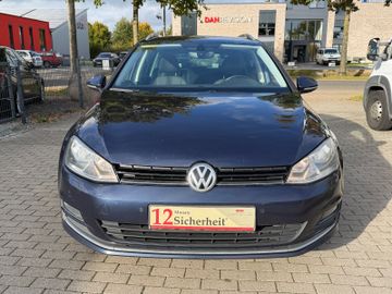 Volkswagen Golf - 2