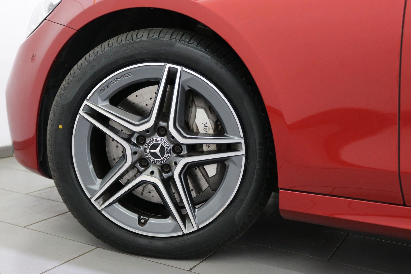 Mercedes-Benz E 400 D T 4M AMG-LINE"DISTR+"360"AHK"R-VIDEO"HUP foto 6