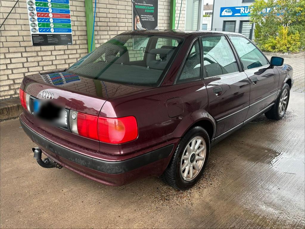 Audi 80
