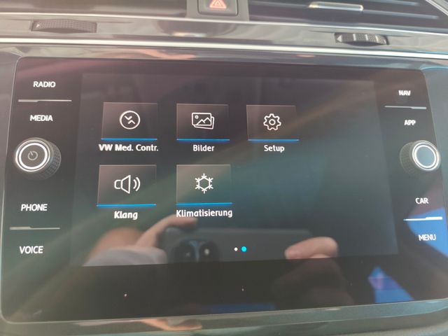 Tiguan 1.4 TSI *R-Line*Sound*AHK*Panorama*APP