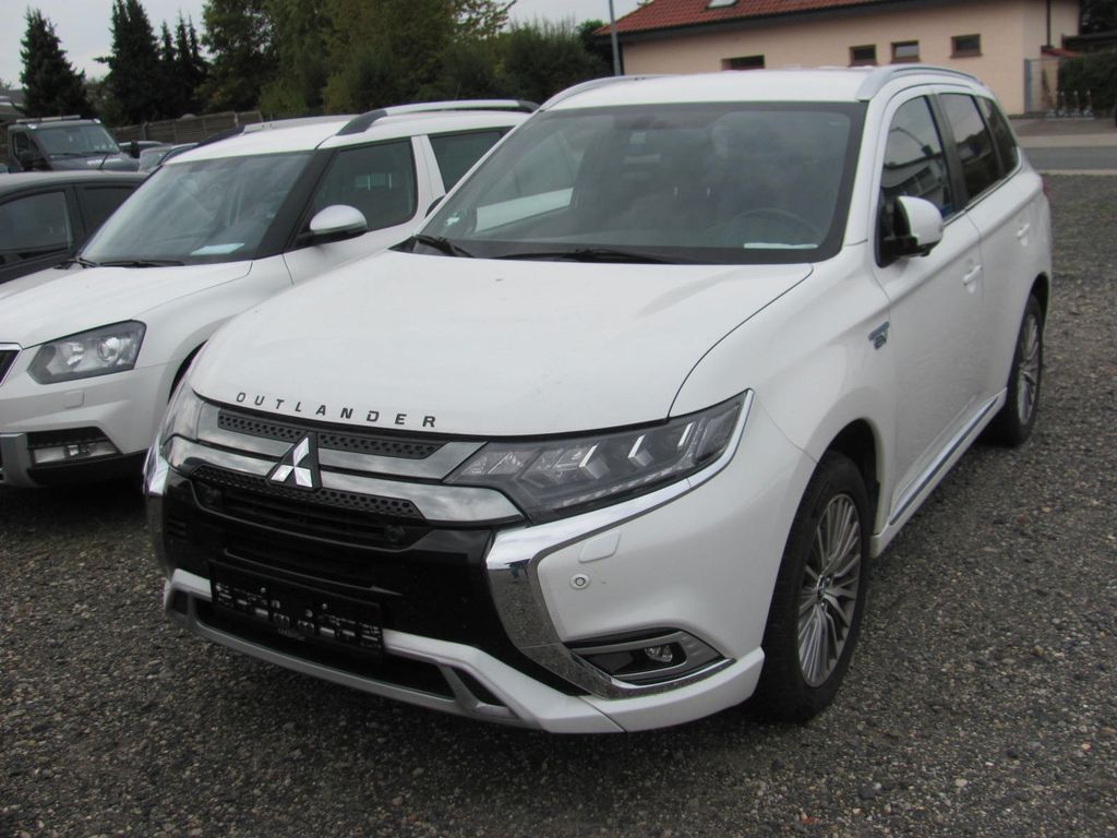 Image of Mitsubishi Outlander