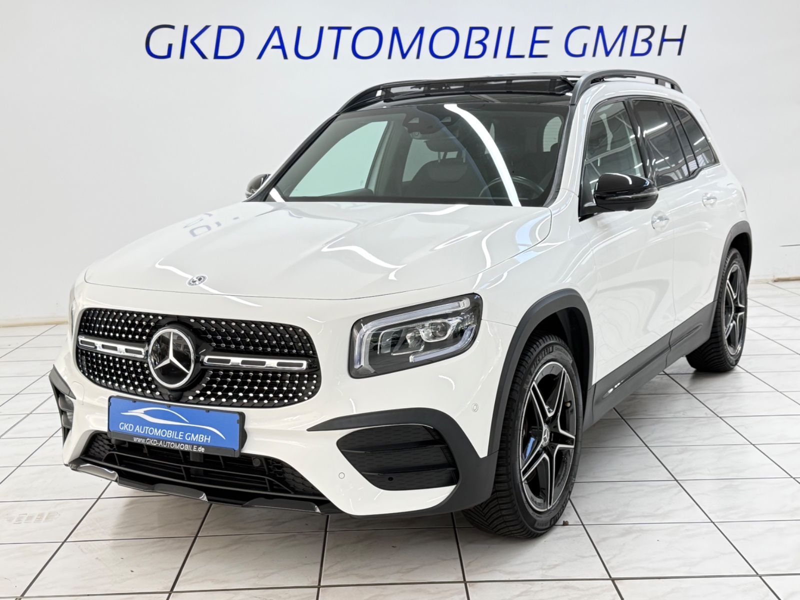 Mercedes-Benz GLB 250 4M AMG Line Pano Night Memory 360°
