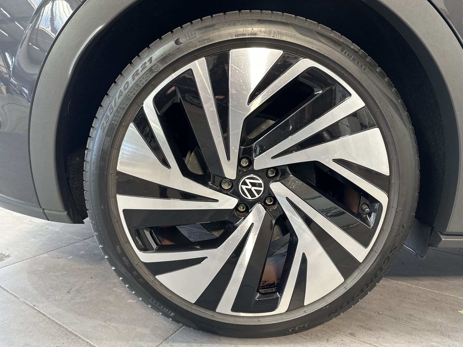 Fahrzeugabbildung Volkswagen ID.4 4M GTX Sport NAV+MATRIX+ACC+KAM+VC+21ZO+1HD