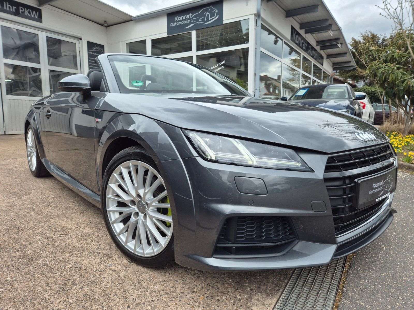 AUDI TT Roadster 1.8 TFSI 3 x S-Line