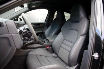 Porsche Cayenne GTS Coupe*ACC,Beifahrerdis,Head-Up,18-W*