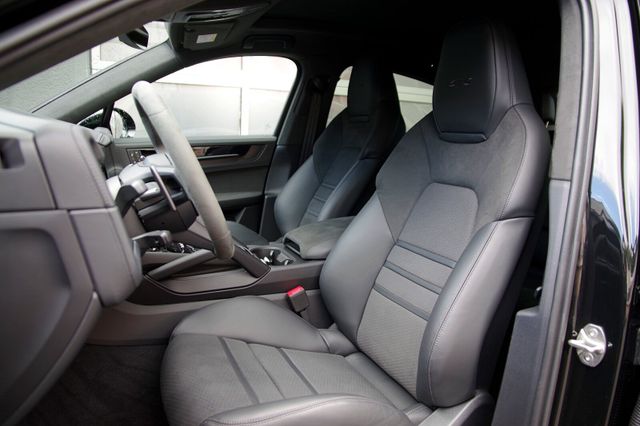 Porsche Cayenne GTS Coupe*ACC,Beifahrerdis,Head-Up,18-W*
