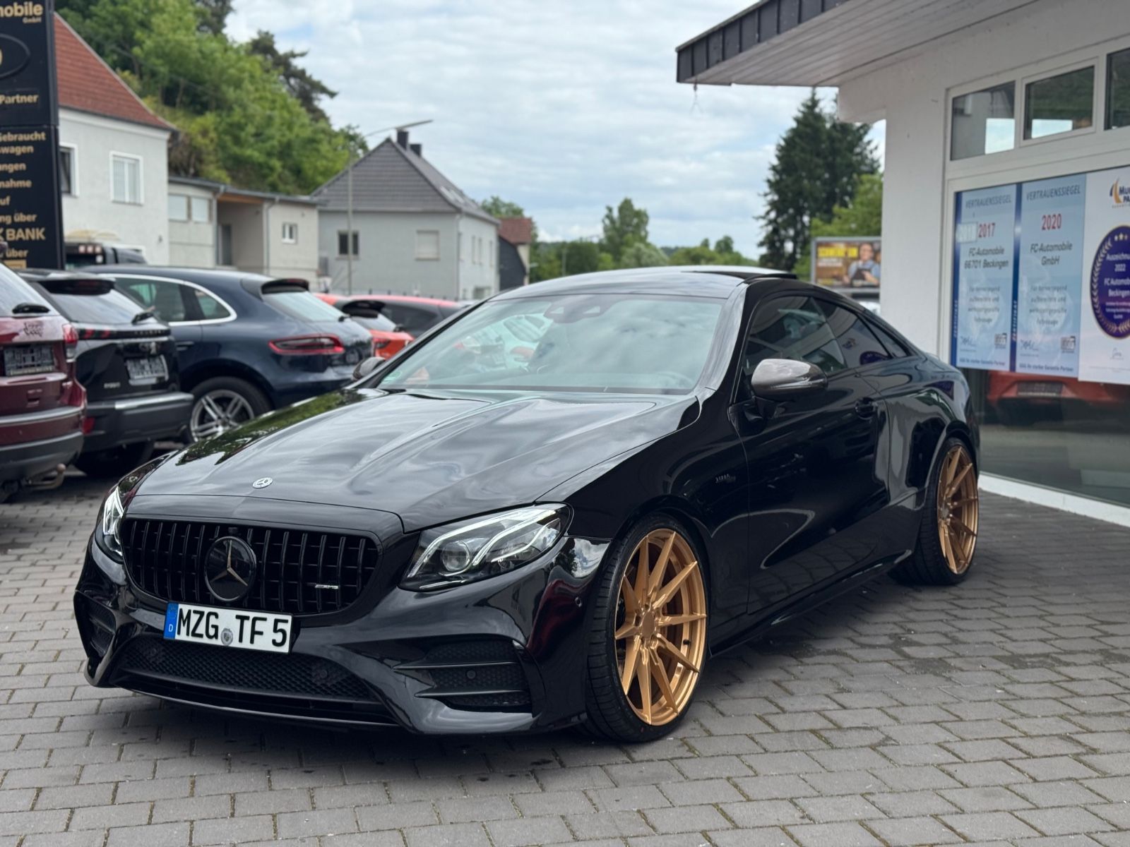 MERCEDES-BENZ E 53 AMG E -Coupe 4Matic *JUNGE STERNE*CARBON*