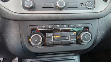 Volkswagen Tiguan - 8