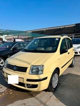 Fiat Panda 1.2 Dynamic automatica ok neo patenta - gebrauchte Fiat Panda aus dem Jahr 2004